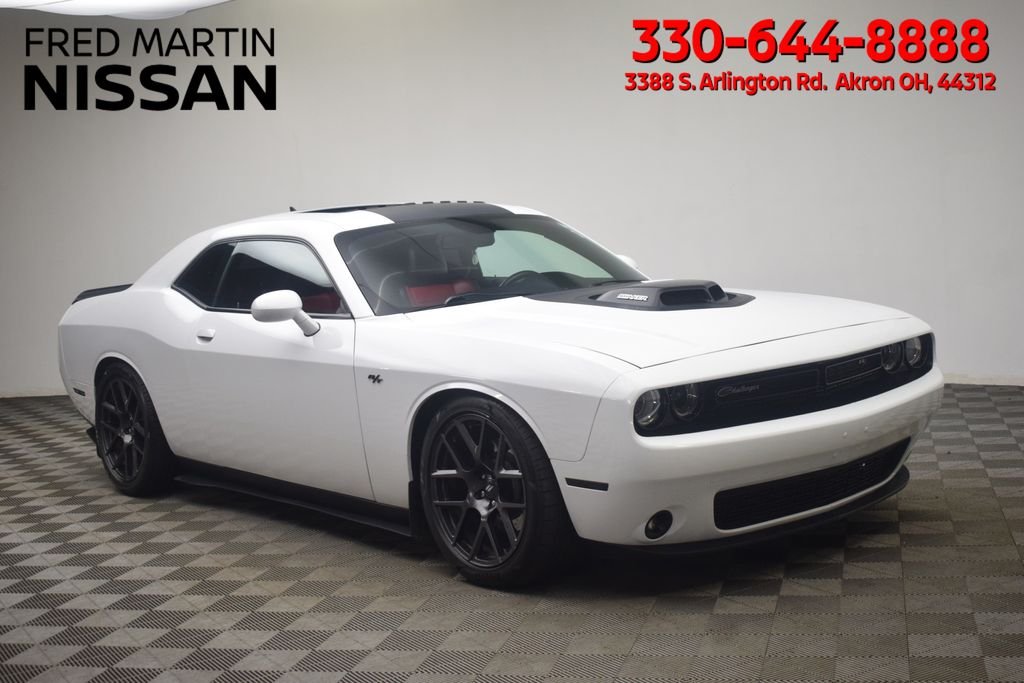 2017 Dodge Challenger R/T Shaker's photo