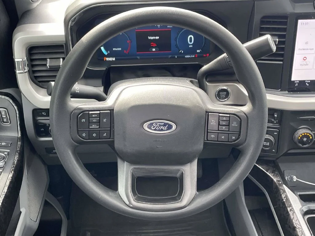 Used 2024 White Ford XLT image 15