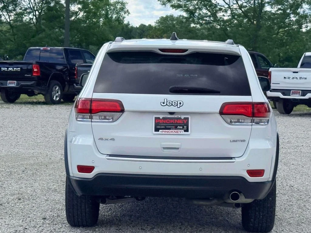Used 2022 White Jeep Limited image 8