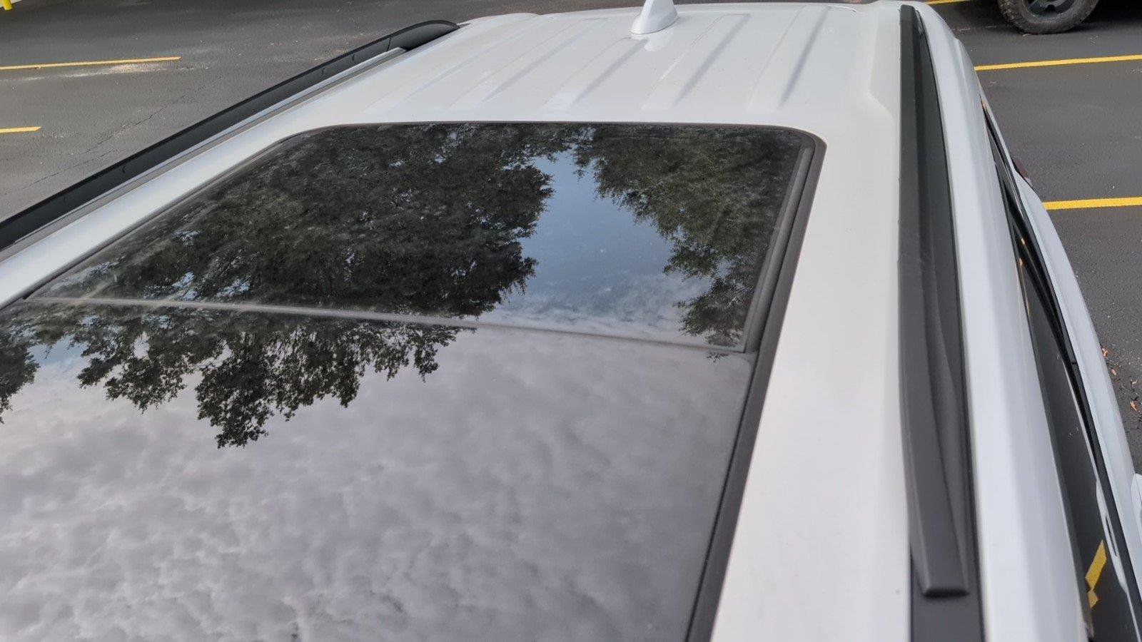 New 2026 Summit White GMC Elevation image 12