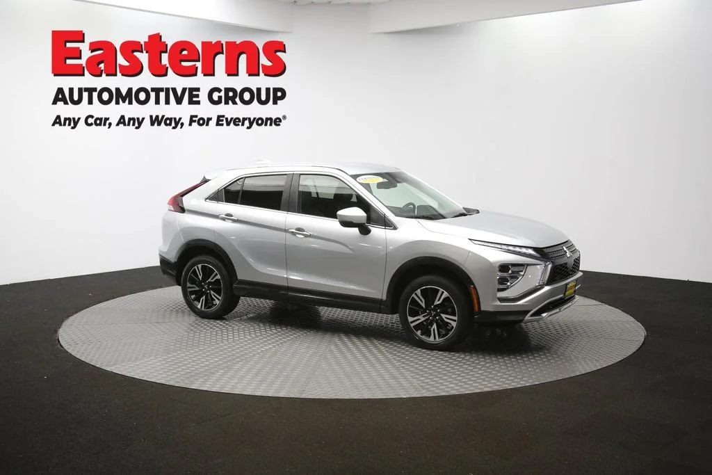 Used 2024 Silver Mitsubishi SE image 45