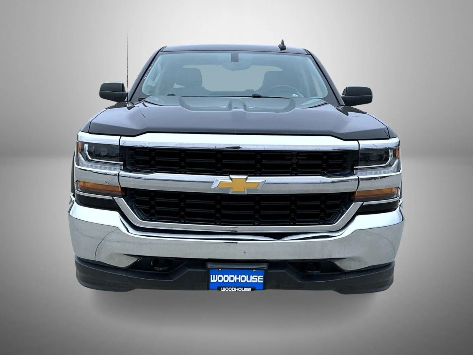 Used 2018 Black Chevrolet LT image 2