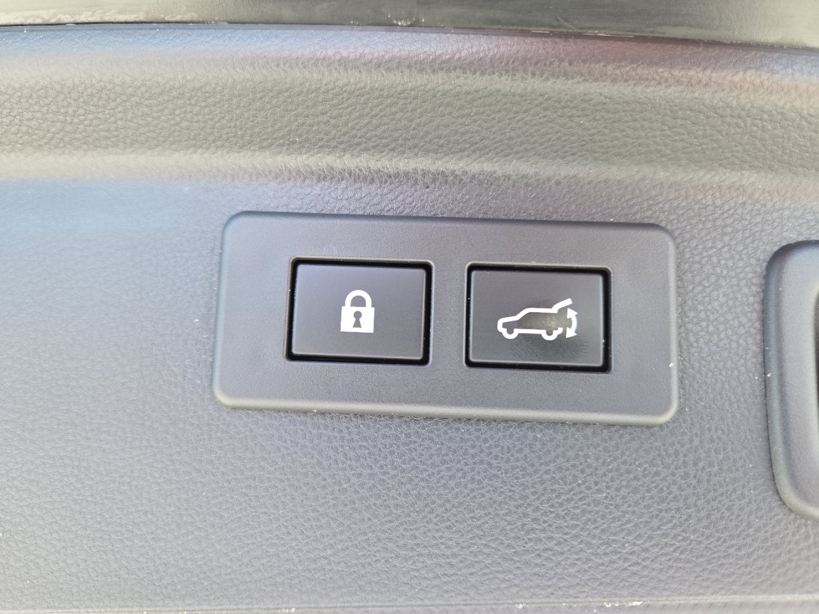 Used 2024 Crystal Black Silica Subaru Touring AWD image 21