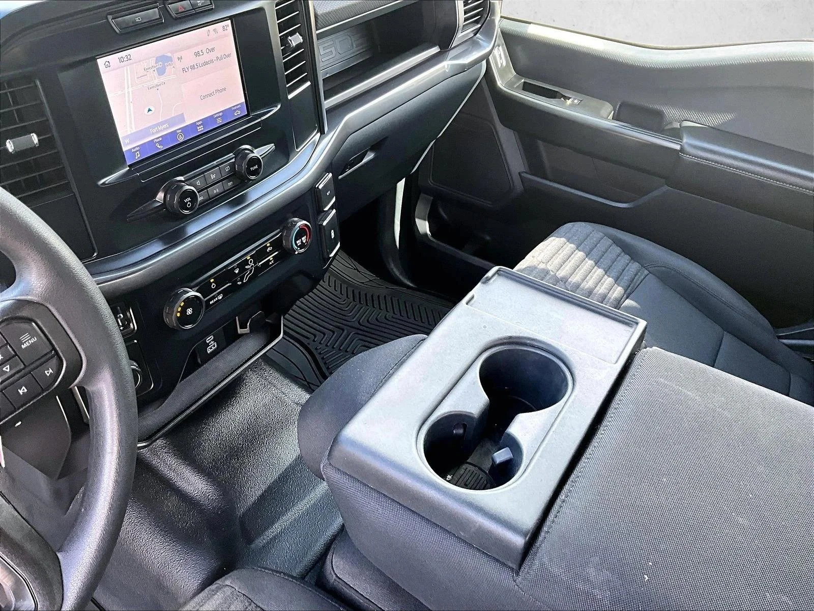 Used 2023 Oxford White Ford XL image 15