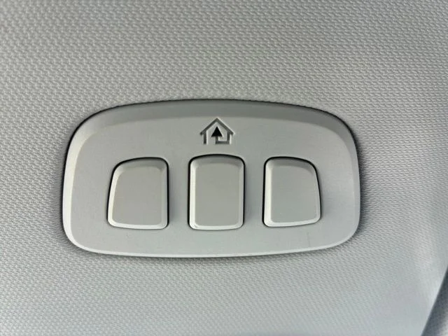 Certified Used 2023 Star White Ford Premium image 42