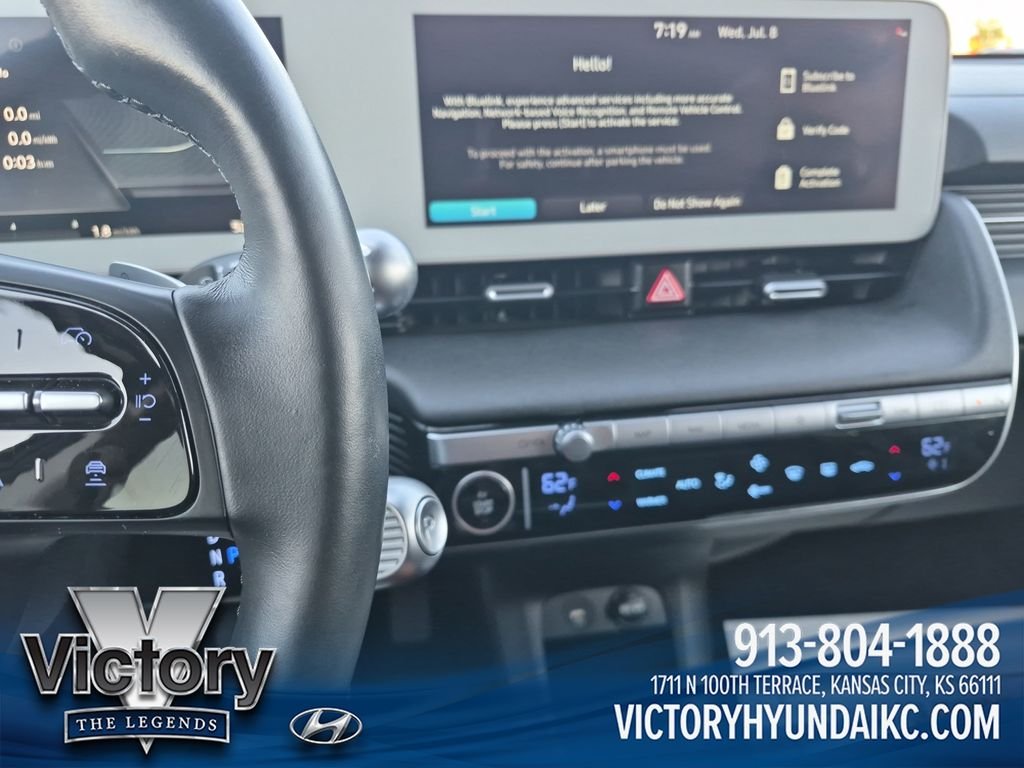 Used 2023 Green Hyundai Limited image 21