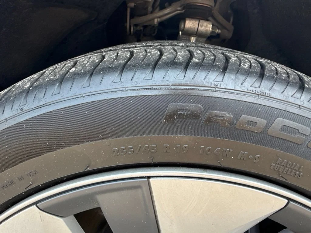 Used 2024  Tesla Long Range image 36