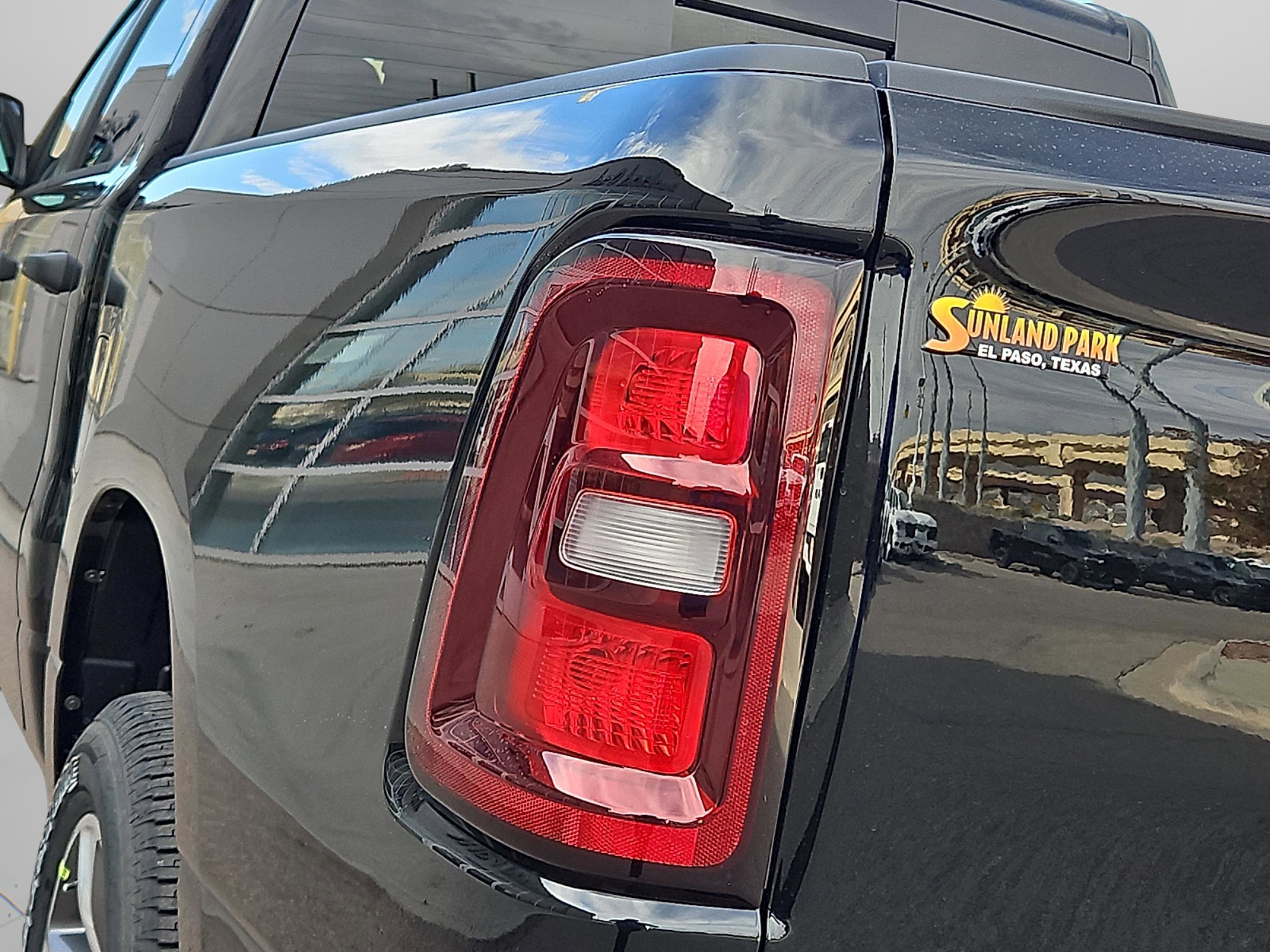 New 2026 Diamond Black Crystal Pearl-Coat Exterior Paint RAM Express image 8