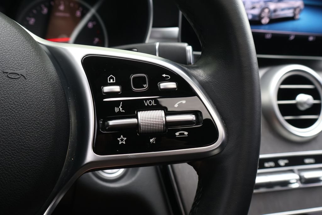 Used 2020 White Mercedes-Benz 4MATIC® image 27