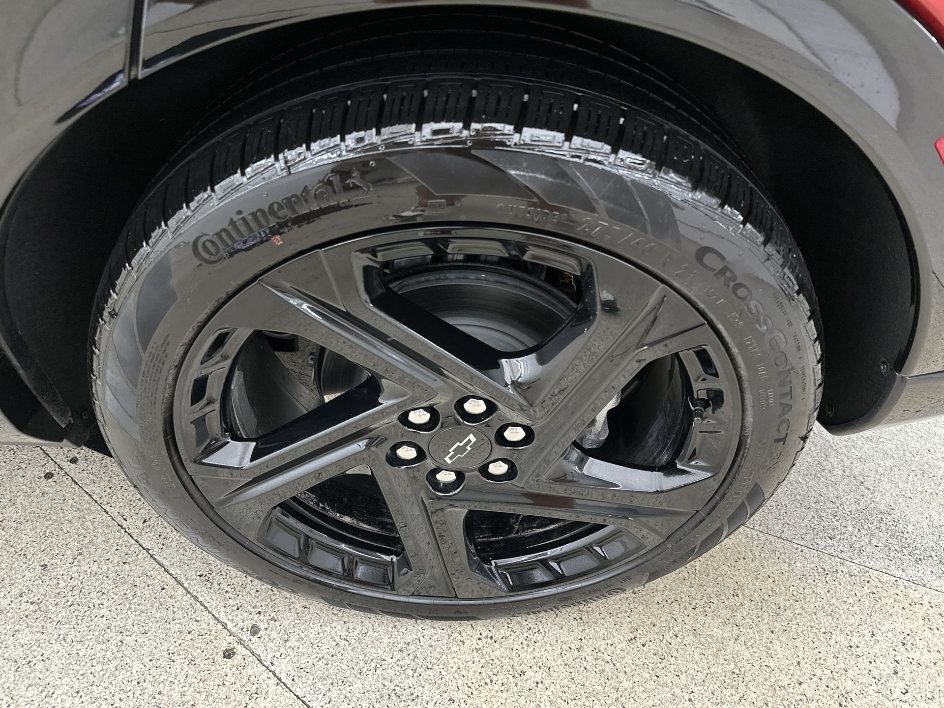 2025 Chevrolet Equinox EV RS - Photo 82
