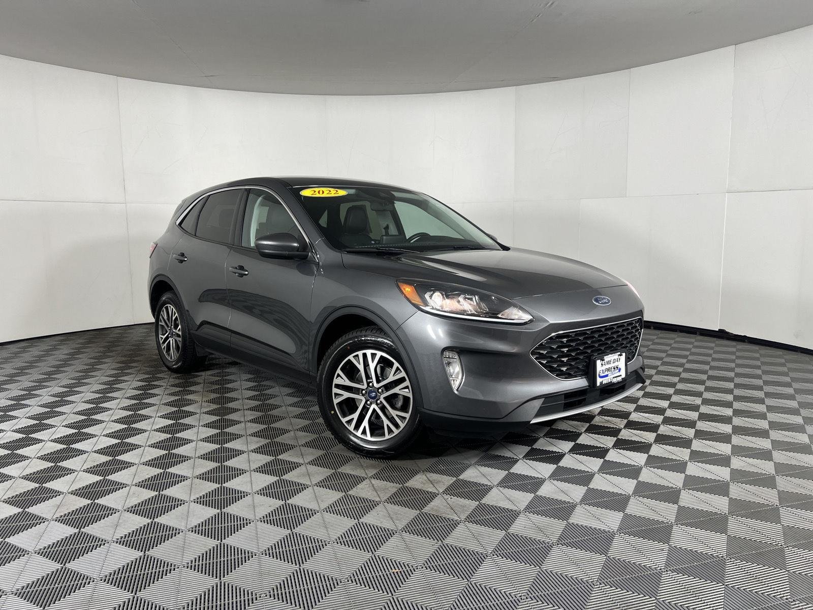 Used 2022 Carbonized Gray Ford SEL image 30