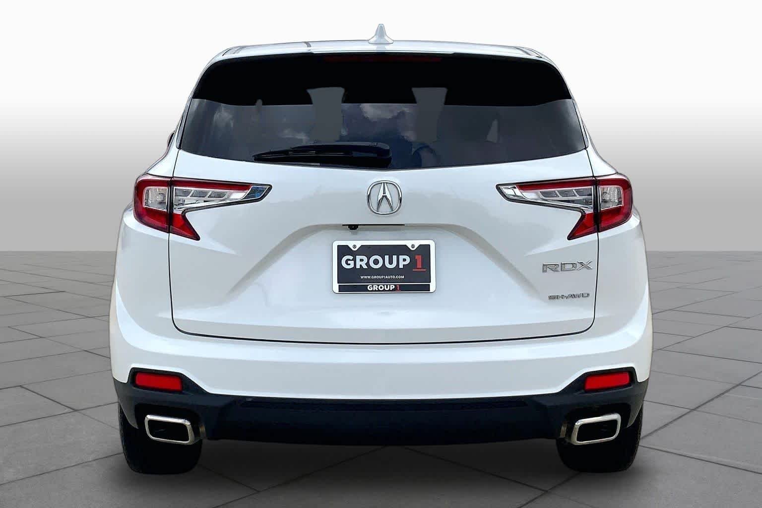 Used 2023 Platinum White Pearl Acura  image 5