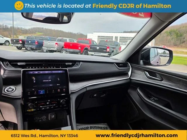 Used 2023 Red Jeep Limited image 16