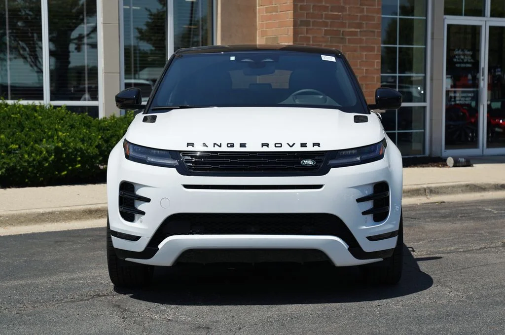 New 2026 Fuji White Land Rover  image 4