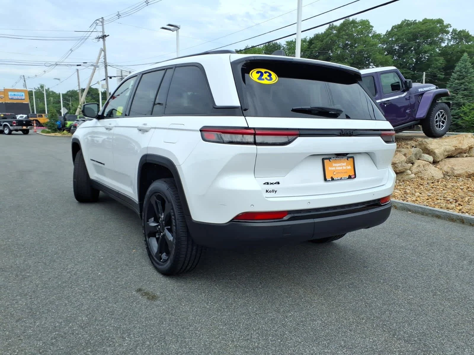 Certified Used 2023 Bright White Clearcoat Jeep Altitude image 11