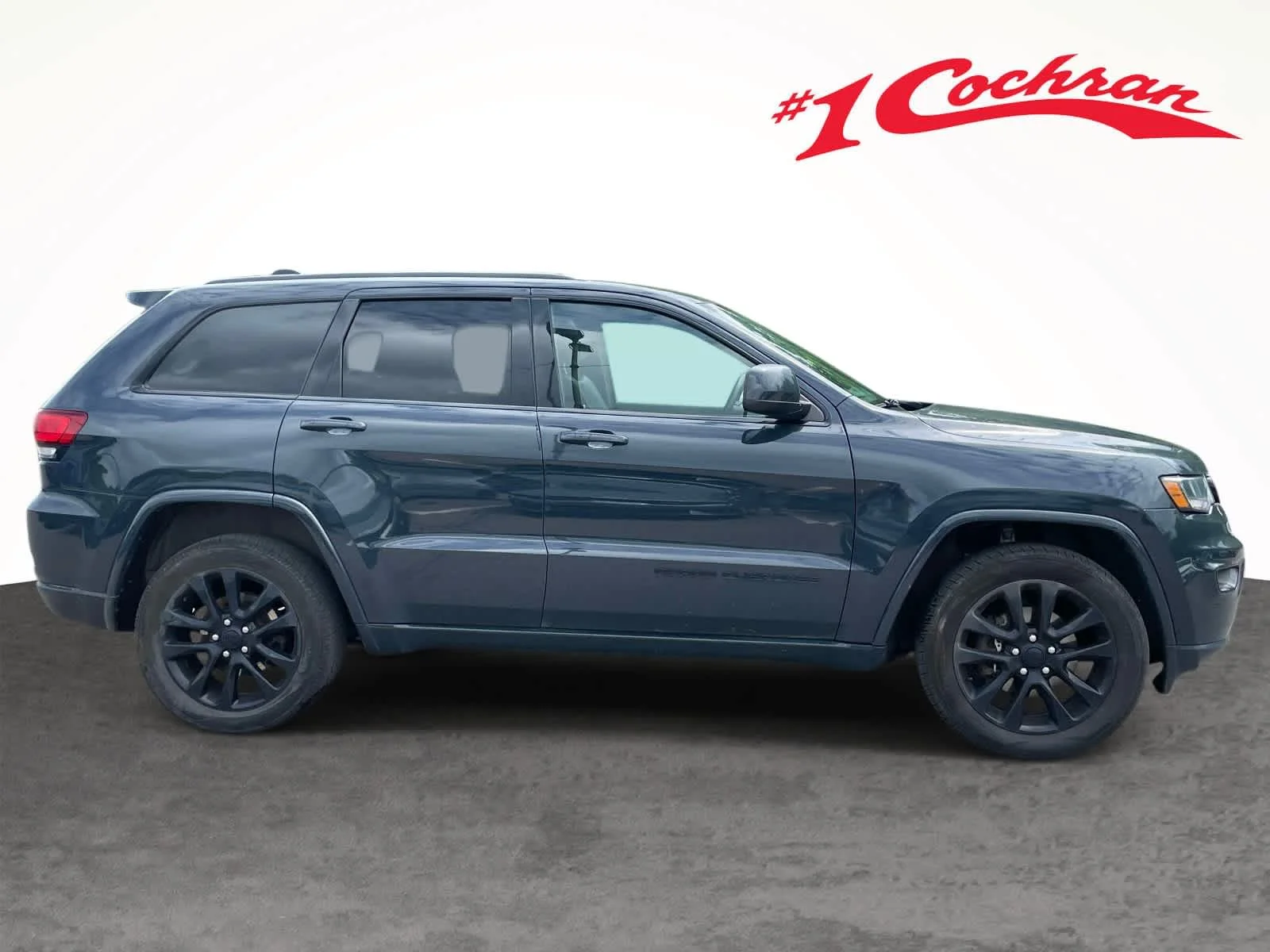 Used 2018 Rhino Clearcoat Jeep Altitude image 6
