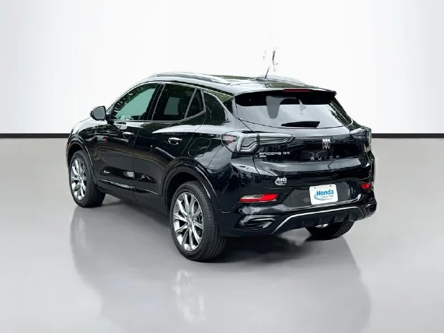 Used 2025 Black Buick Avenir image 5