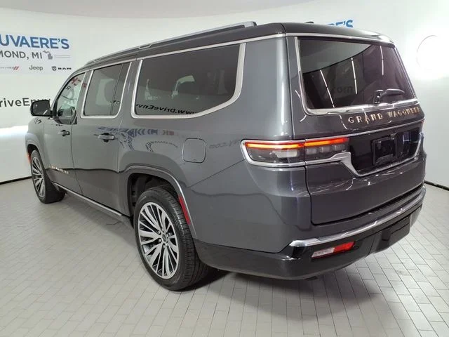 Used 2024 Gray Jeep Series III image 6