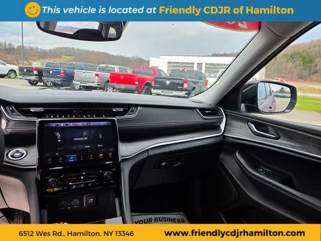 Used 2023 Red Jeep Limited image 16