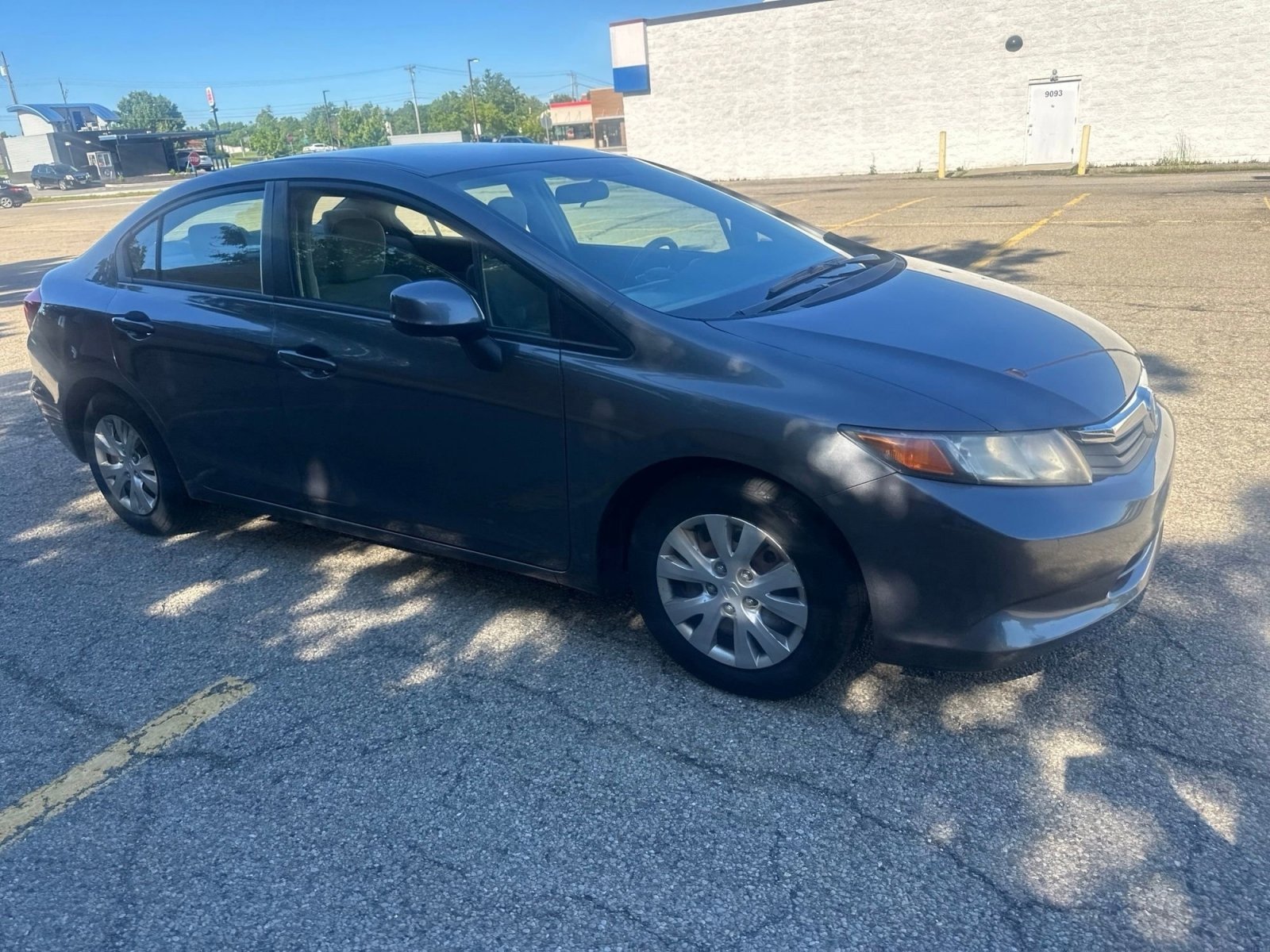 Used 2012 Polished Metal Metallic Honda LX image 12