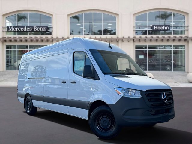 2026 Mercedes-Benz Sprinter 2500 170 WB High Roof's photo