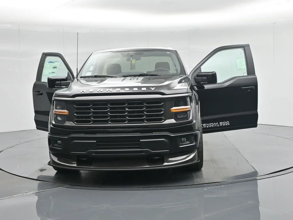New 2025 Black Ford XL image 26