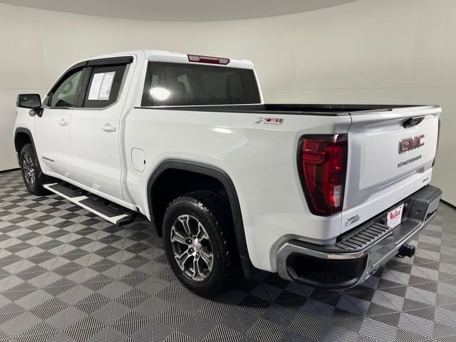 Used 2024 White GMC SLE image 5