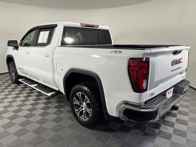 Used 2024 White GMC SLE image 5
