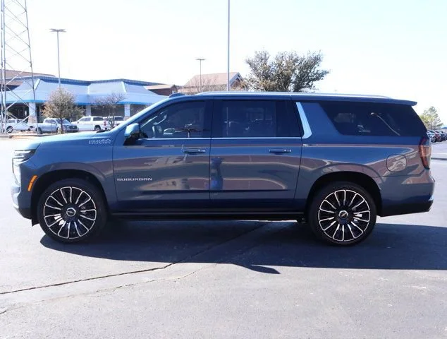 2026 Chevrolet Suburban High Country - Photo 37