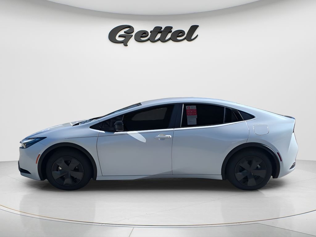 New 2026 Wind Chill Pearl <sup>1</sup> Toyota  SE image 8