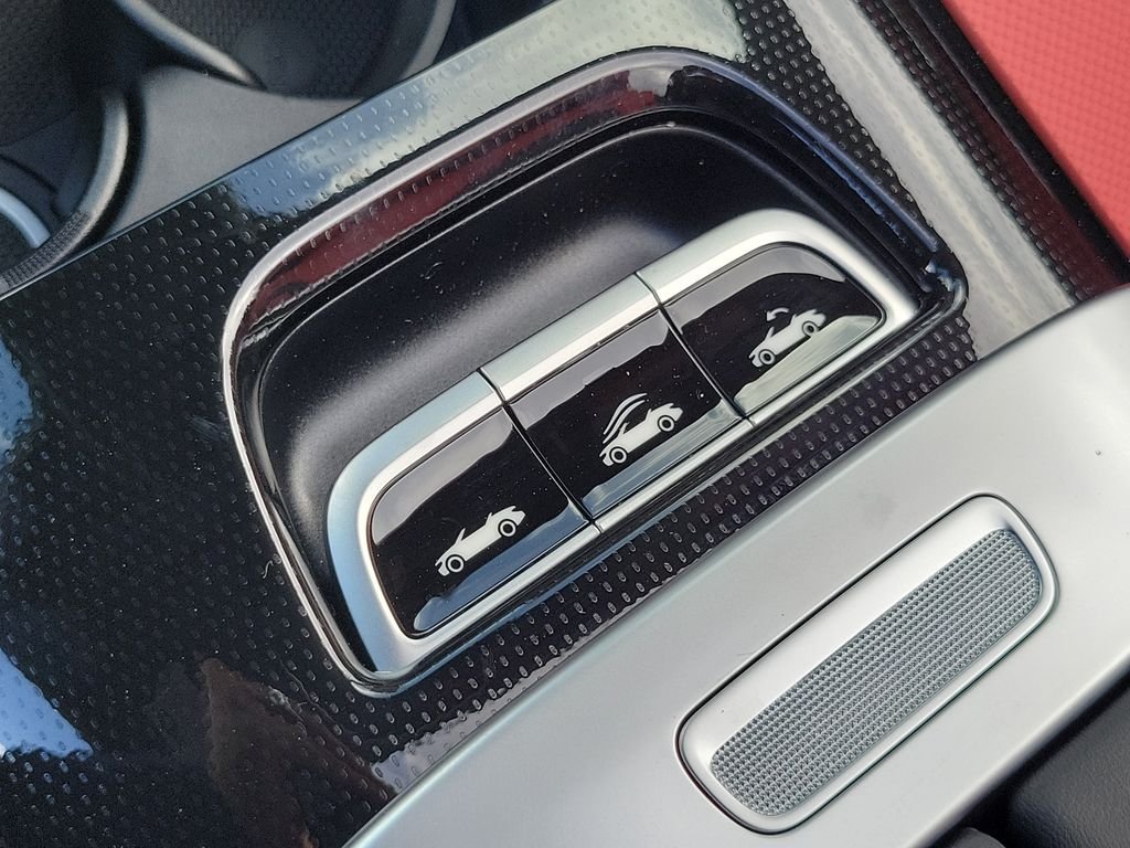New 2027 MANUFAKTUR Alpine Grey Mercedes-Benz AMG® CLE 53 4MATIC+ Cabriolet image 26