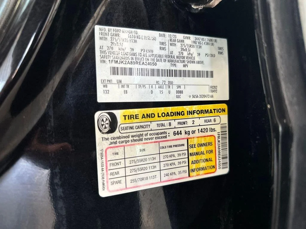 Used 2024 Agate Black Ford Limited image 17