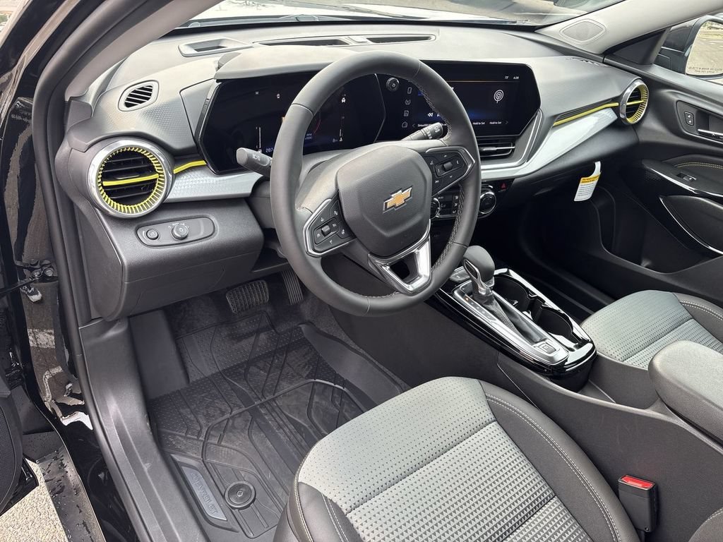 New 2026 Mosaic Black Metallic Chevrolet LT image 10