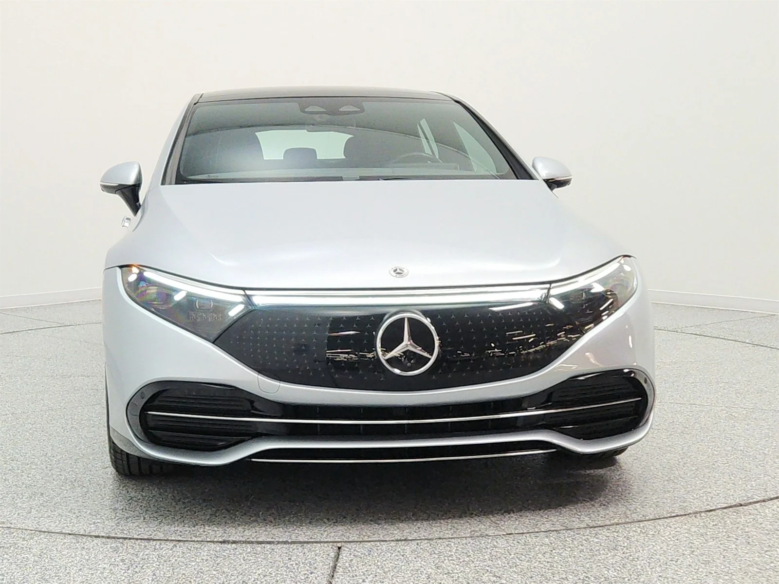 Certified Used 2022 Cirrus Silver Metallic Mercedes-Benz EQS 450+ Sedan image 2