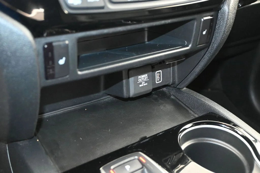 Used 2020 Platinum White Pearl Honda Touring image 24