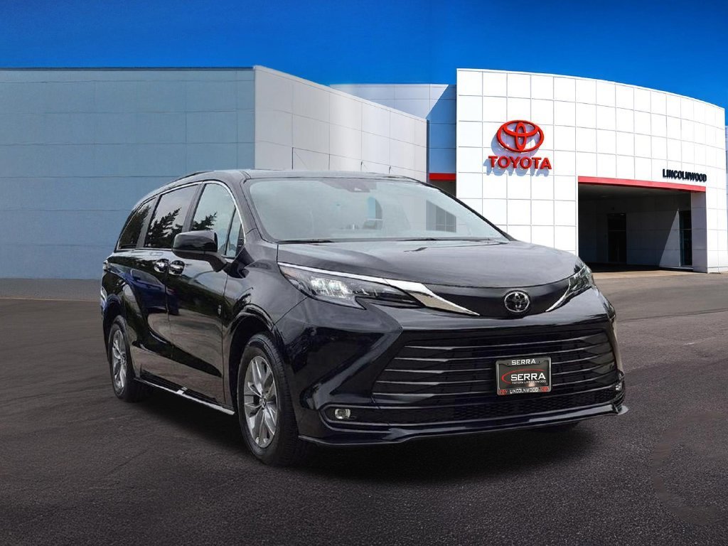 Used 2026 Black Toyota XLE image 9