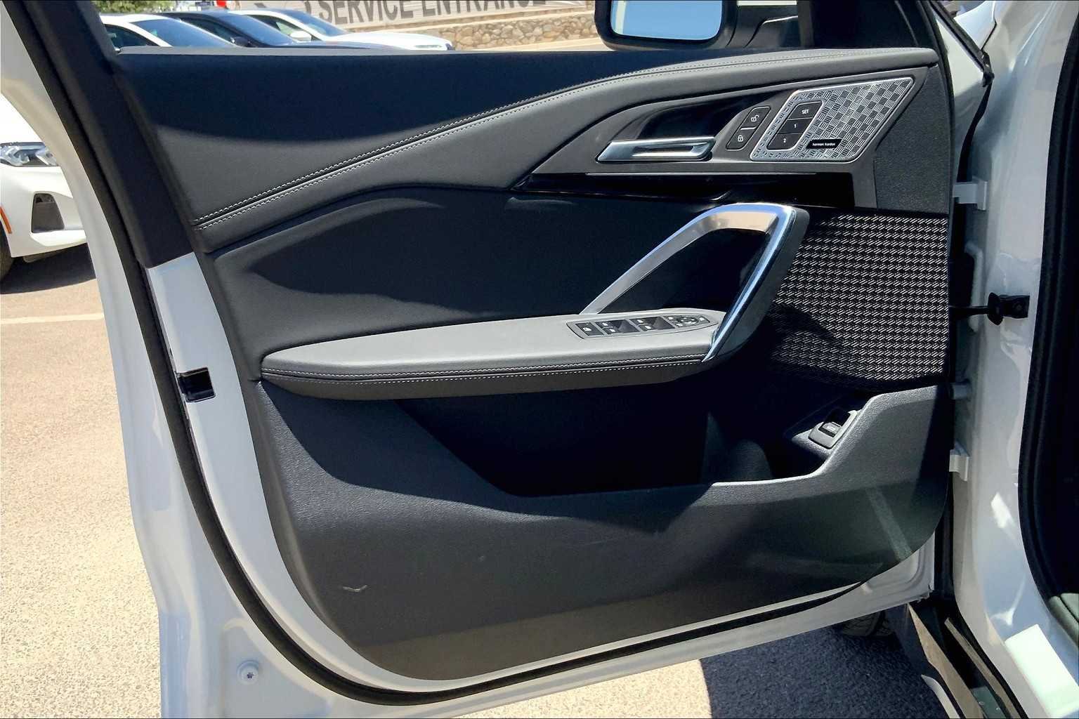 2025 BMW X1 XDrive28i - Photo 10