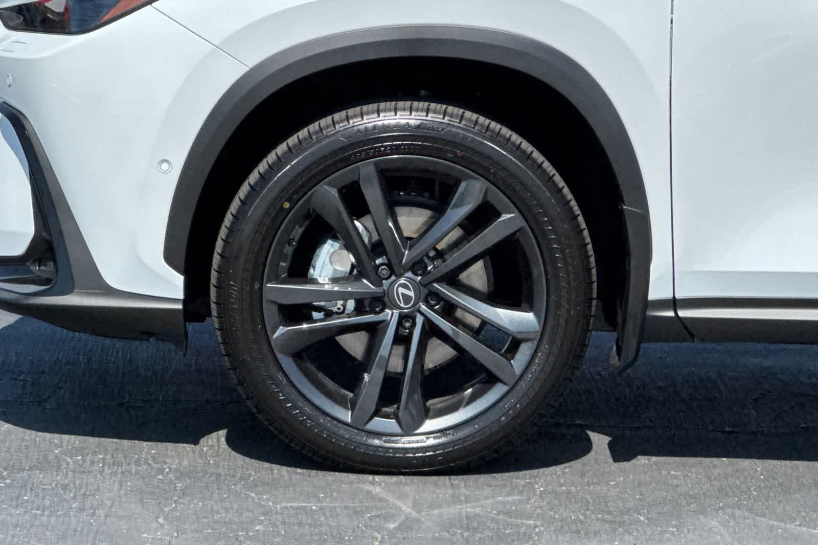 New 2026 Ultra White Lexus NX 450h+ LUXURY AWD image 31