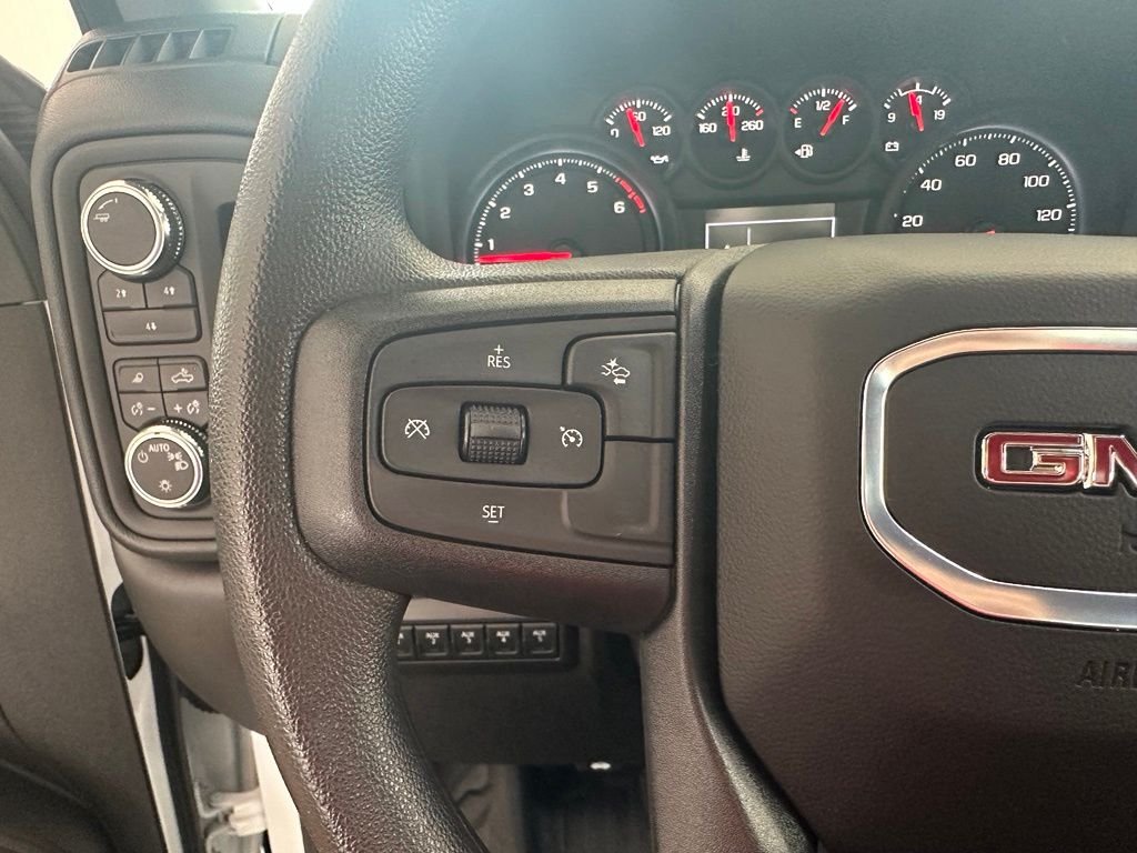 Used 2025 White GMC Pro image 21