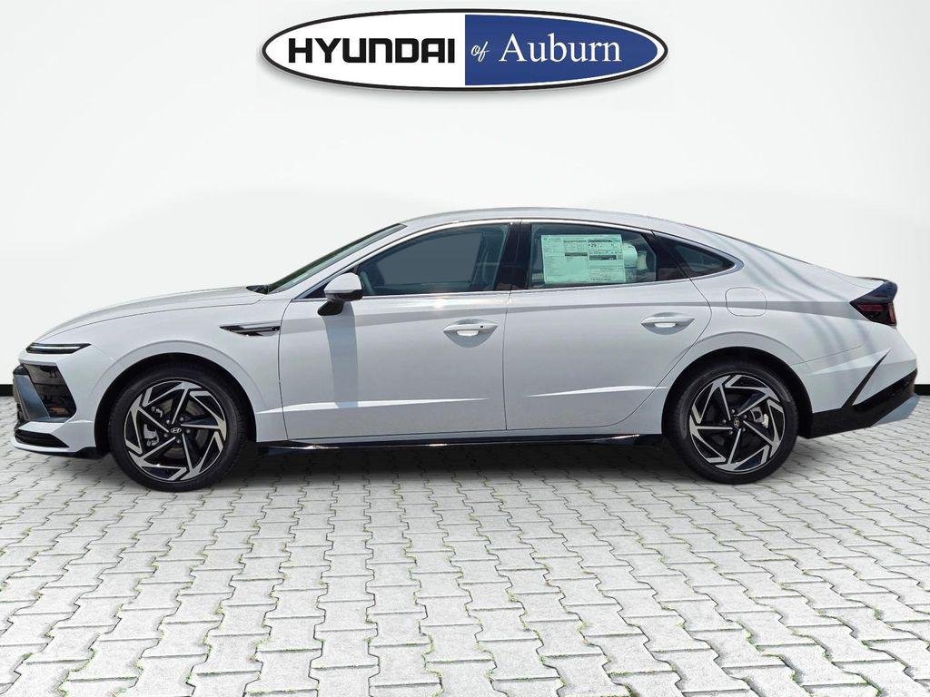 New 2026 White Hyundai SEL Sport image 9