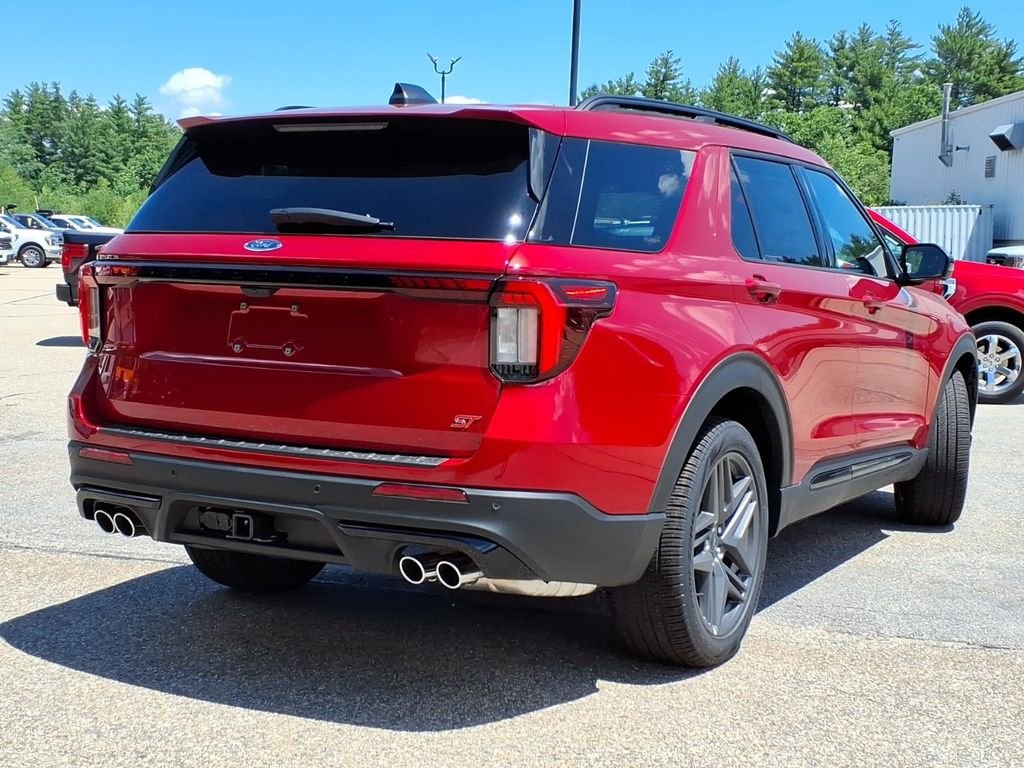 New 2026 Rapid Red Metallic Tinted Clearcoat Ford ST image 5