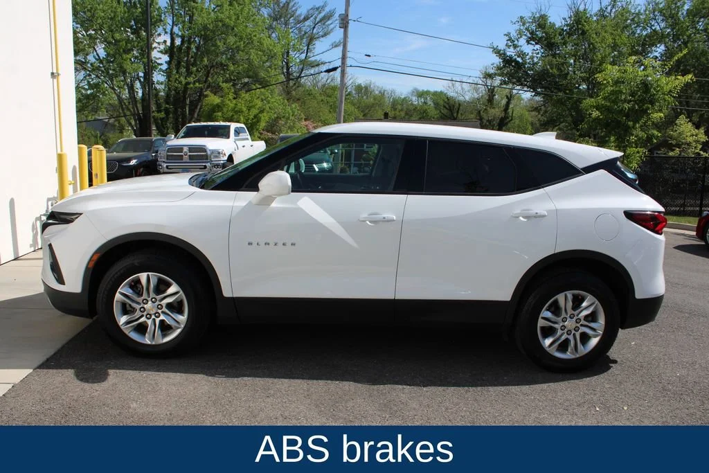 Used 2020 SUMMIT WHITE Chevrolet LT image 12