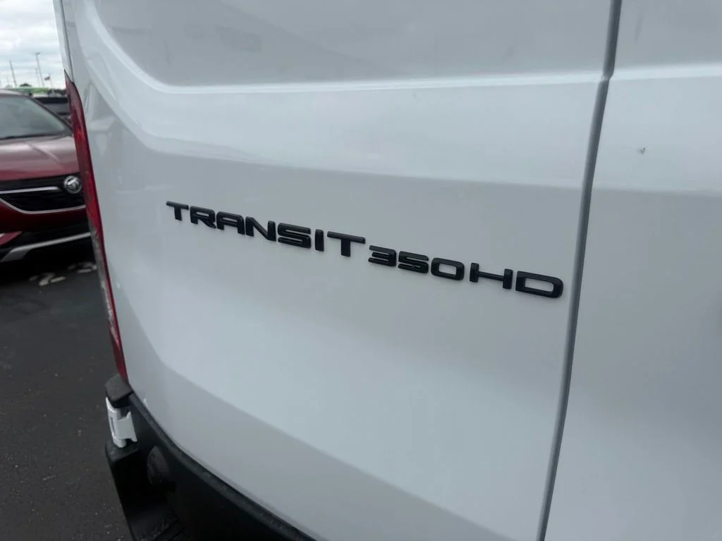 New 2026 Oxford White Ford Cargo Van image 29
