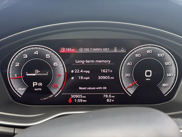 Used 2021 White Audi 45 Premium Plus image 23