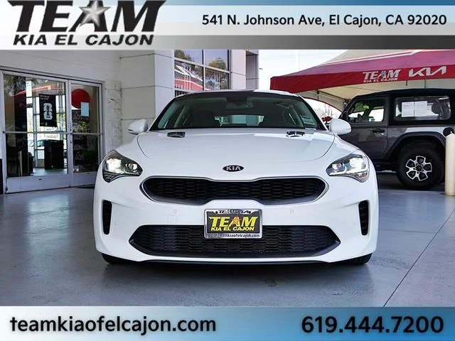 Certified Used 2018 White Kia Premium image 4