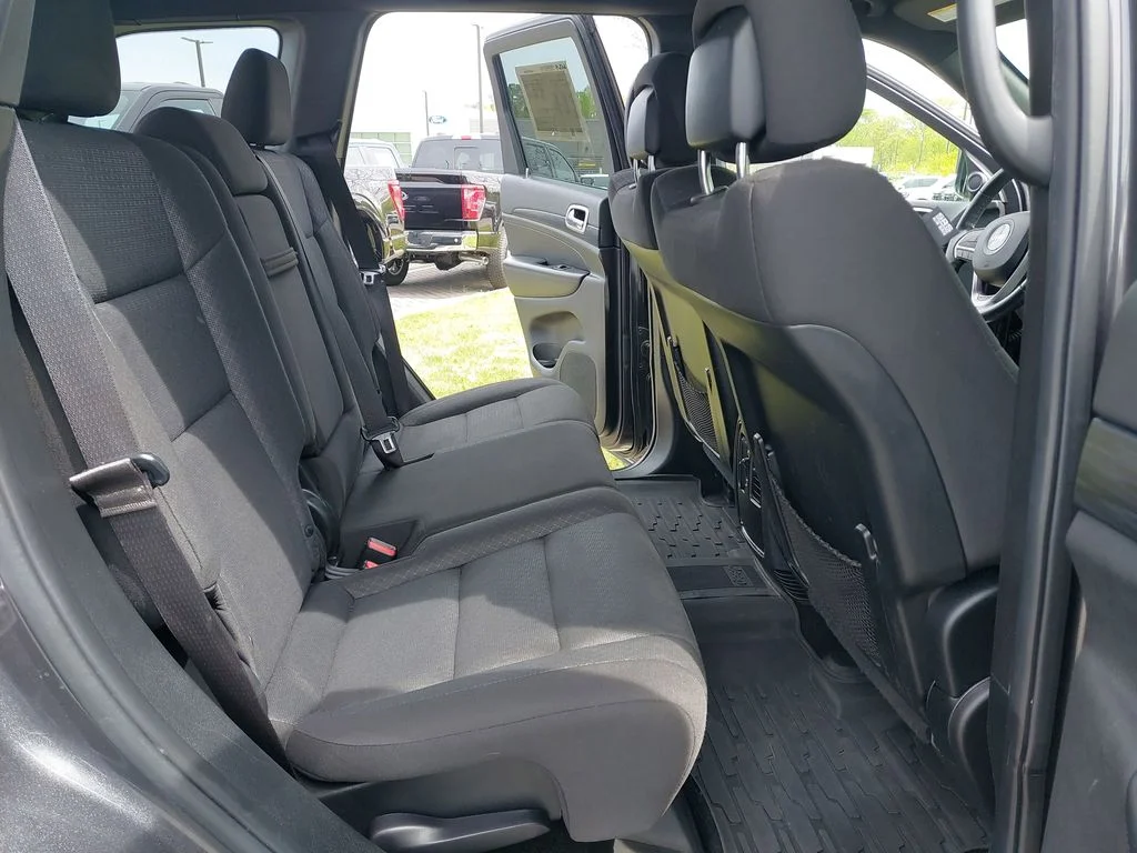 Used 2020 Gray Jeep Laredo E image 11