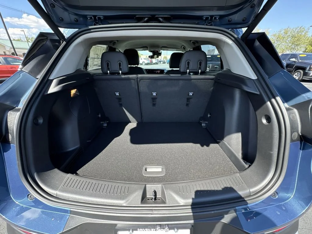 New 2026 Ocean Blue Metallic Buick Preferred image 23