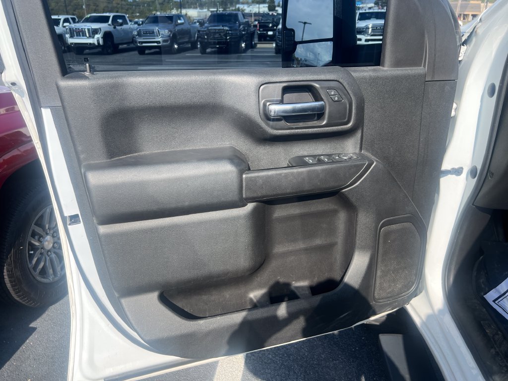 Used 2020 SUMMIT WHITE GMC  image 11