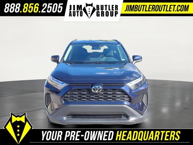 Used 2024  Toyota XLE image 10