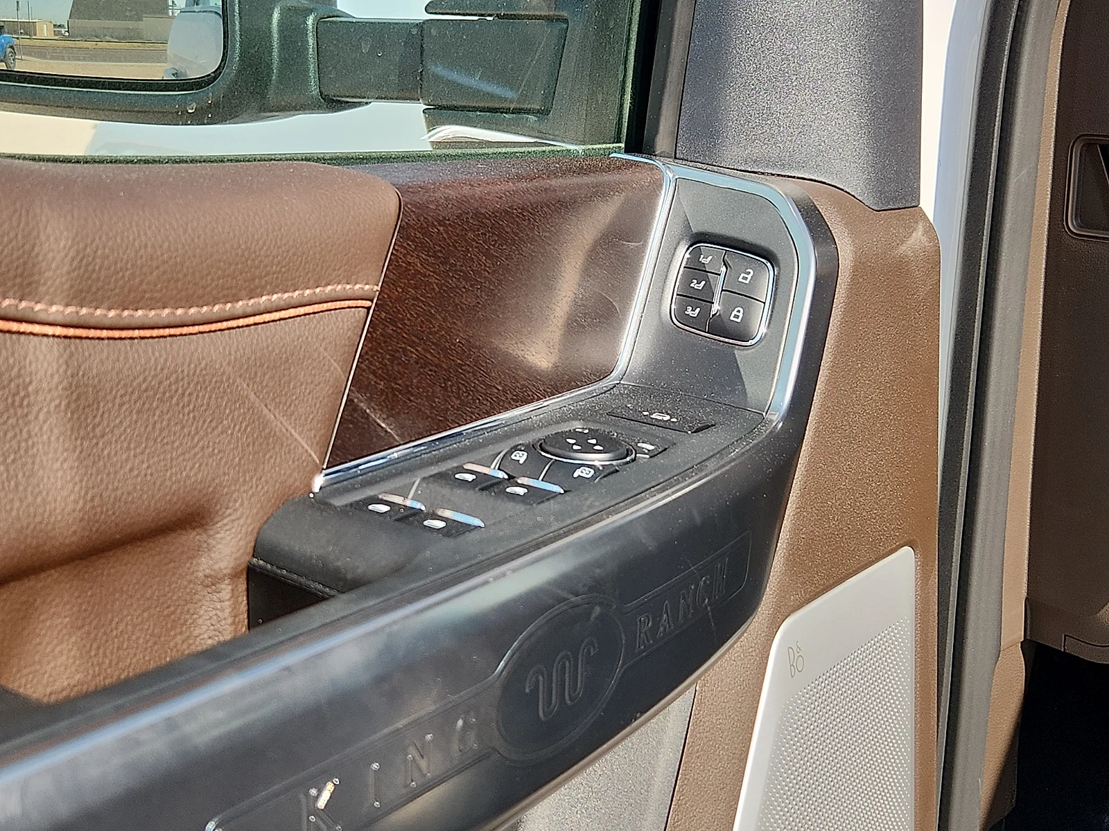 New 2026 Oxford White Ford King Ranch image 15